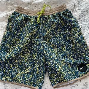 Nike lined athletic shorts
